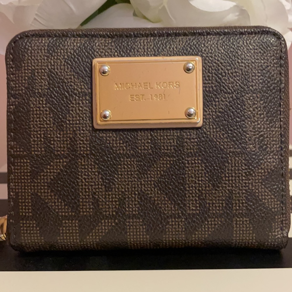 Michael Kors Jet Set Wallet
